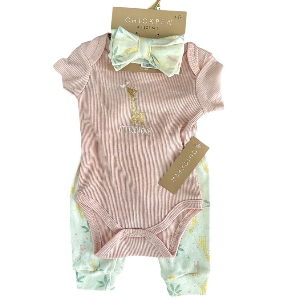 Chickpea Pink Giraffe Onesie 3 Piece Set
